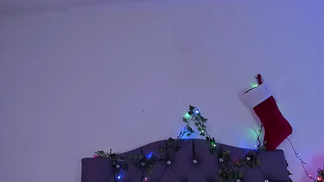 Snapshot of Nyx_nayla chatting on 12/14/24, 03:07 Nyx nayla online show from 12/14/24, 03:07