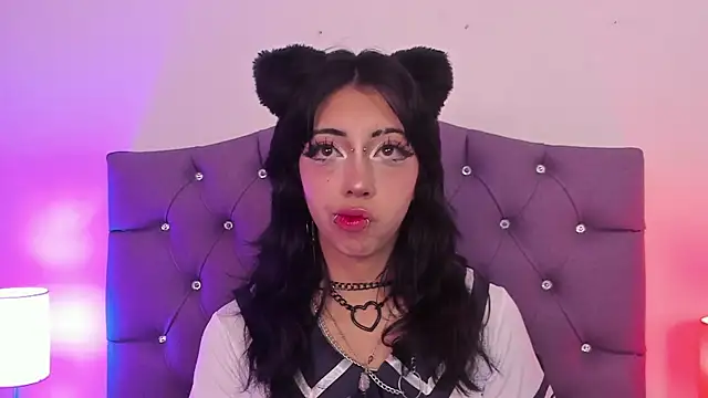 Snapshot of Nyx_nayla chatting on 01/25/25, 10:19 Nyx nayla online show from 01/25/25, 10:19