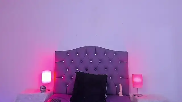 Snapshot of Nyx_nayla chatting on 02/01/25, 11:10 Nyx nayla online show from 02/01/25, 11:10