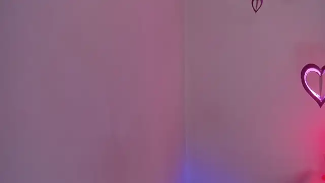 Snapshot of Nyx_nayla chatting on 02/15/25, 08:00 Nyx nayla online show from 02/15/25, 08:00