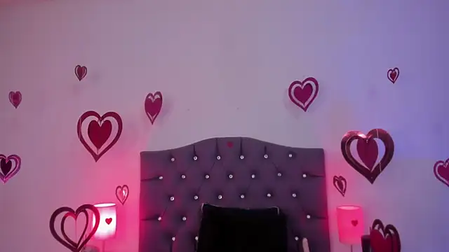 Snapshot of Nyx_nayla chatting on 02/20/25, 10:48 Nyx nayla online show from 02/20/25, 10:48