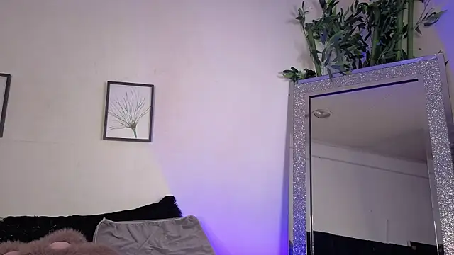 Snapshot of Nyx_nayla chatting on 09/26/25, 11:31 Nyx nayla online show from 09/26/25, 11:31