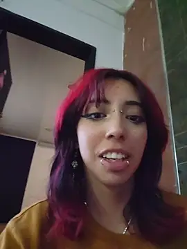 Snapshot of Nyx_nayla chatting on 11/07/25, 10:48 Nyx nayla online show from 11/07/25, 10:48