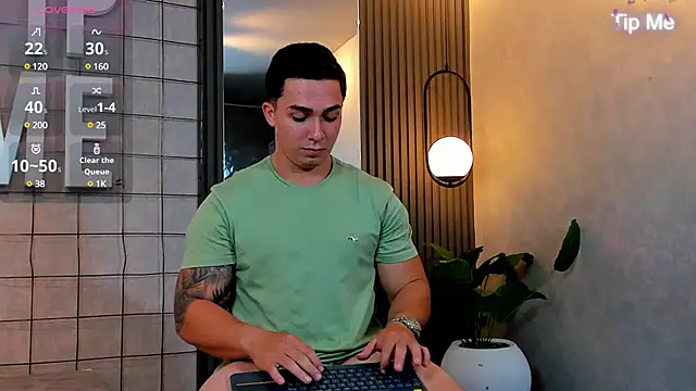 Ryan Hunt online show from 01/20/25, 01:18