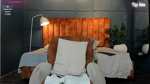 Ryan Hunt online show from 01/30/25, 04:02