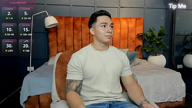 Ryan Hunt online show from 02/01/25, 01:09