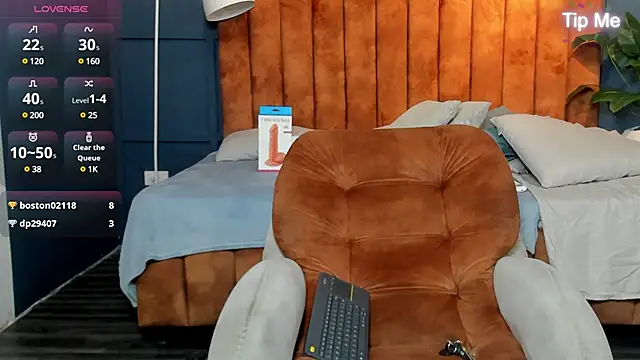 Ryan Hunt online show from 02/01/25, 04:11