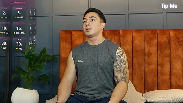 Ryan Hunt online show from 03/11/25, 11:44