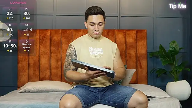 Ryan Hunt online show from 03/12/25, 11:42