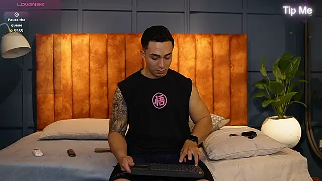 Ryan Hunt online show from 10/14/25, 12:50