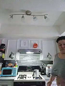 Snapshot of DevilDahm chatting on 01/05/26, 08:12 DevilDahm online show from 01/05/26, 08:12