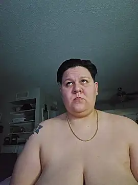 Snapshot of DevilDahm chatting on 01/15/26, 05:56 DevilDahm online show from 01/15/26, 05:56