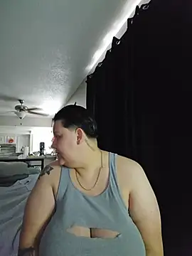 Snapshot of DevilDahm chatting on 02/15/26, 09:55 DevilDahm online show from 02/15/26, 09:55