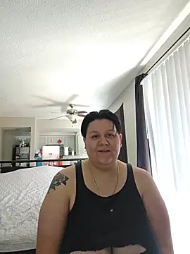 Snapshot of DevilDahm chatting on 02/22/26, 08:51 DevilDahm online show from 02/22/26, 08:51