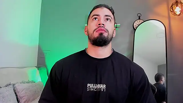 Snapshot of jaxon_colton chatting on 02/09/25, 02:29 jaxon colton online show from 02/09/25, 02:29