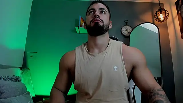 Snapshot of jaxon_colton chatting on 02/10/25, 02:26 jaxon colton online show from 02/10/25, 02:26