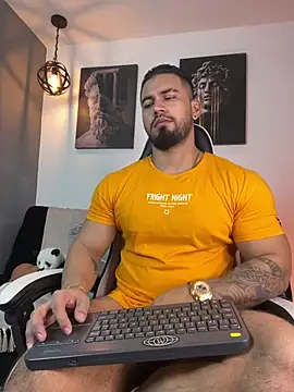 Snapshot of jaxon_colton chatting on 02/21/25, 04:18 jaxon colton online show from 02/21/25, 04:18