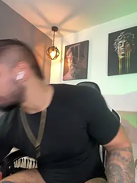 Snapshot of jaxon_colton chatting on 02/25/25, 12:36 jaxon colton online show from 02/25/25, 12:36