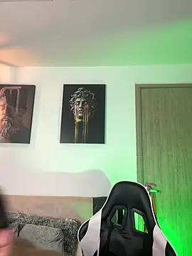 Snapshot of jaxon_colton chatting on 02/25/25, 03:42 jaxon colton online show from 02/25/25, 03:42