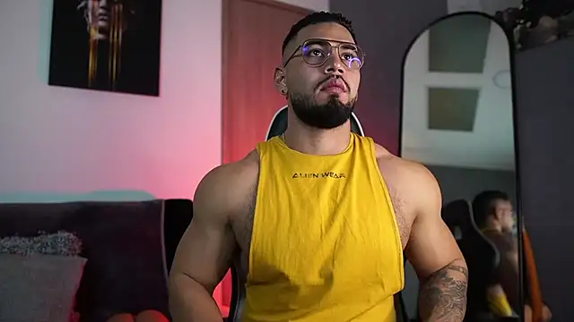 Snapshot of jaxon_colton chatting on 03/20/25, 01:57 jaxon colton online show from 03/20/25, 01:57