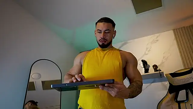 Snapshot of jaxon_colton chatting on 10/03/25, 01:13 jaxon colton online show from 10/03/25, 01:13