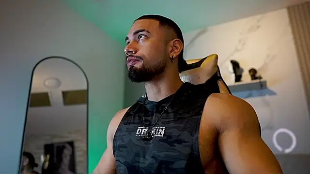 Snapshot of jaxon_colton chatting on 10/11/25, 02:22 jaxon colton online show from 10/11/25, 02:22