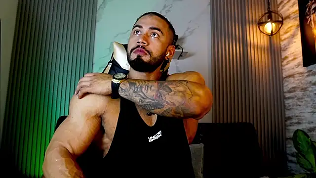 Snapshot of jaxon_colton chatting on 11/26/25, 02:01 jaxon colton online show from 11/26/25, 02:01