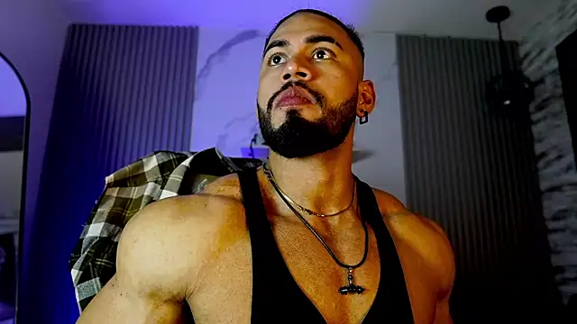 Snapshot of jaxon_colton chatting on 11/28/25, 02:25 jaxon colton online show from 11/28/25, 02:25