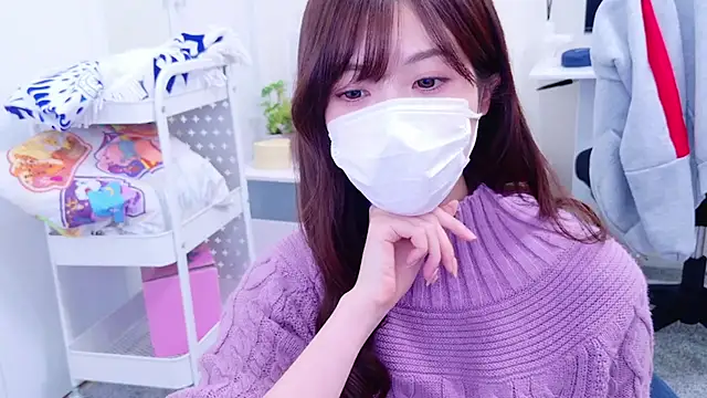 Snapshot of oxo_yuna_oxo chatting on 02/05/25, 12:38 oxo yuna oxo online show from 02/05/25, 12:38