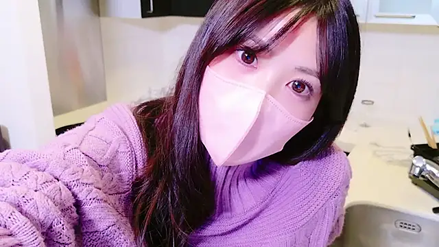 Snapshot of oxo_yuna_oxo chatting on 03/14/25, 05:35 oxo yuna oxo online show from 03/14/25, 05:35