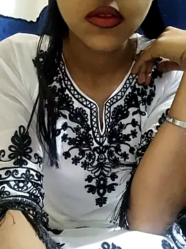 Miss saniya online show from 02/07/25, 02:50