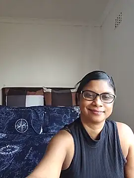 Snapshot of Sensual_indian7 chatting on 06/10/26, 12:59 Sensual indian7 online show from 06/10/26, 12:59