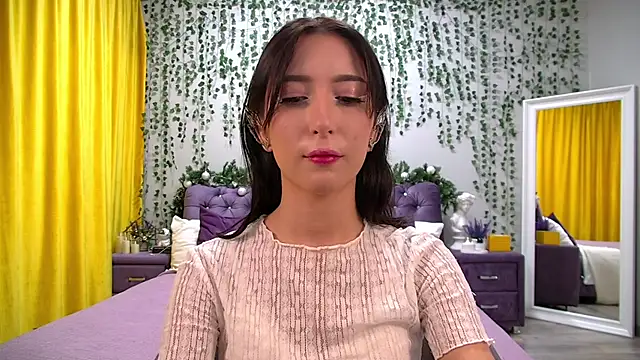 Snapshot of NicoleLimp chatting on 12/16/24, 06:32 NicoleLimp online show from 12/16/24, 06:32