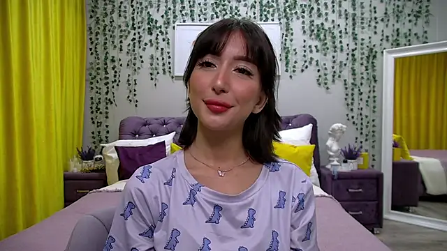 Snapshot of NicoleLimp chatting on 03/07/25, 09:27 NicoleLimp online show from 03/07/25, 09:27