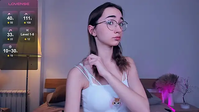 PollyBeev online show from 01/27/25, 11:22