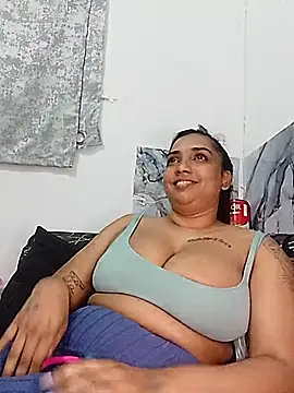 GORGEOUSLIPS online show from 12/03/25, 09:24