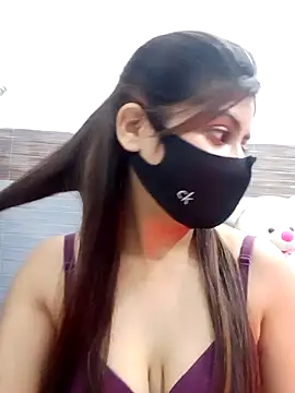 Hoty-Shivangi online show from 12/15/24, 06:26