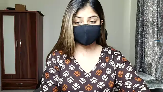 Snapshot of Hoty-Shivangi chatting on 05/16/26, 10:36 Hoty-Shivangi online show from 05/16/26, 10:36