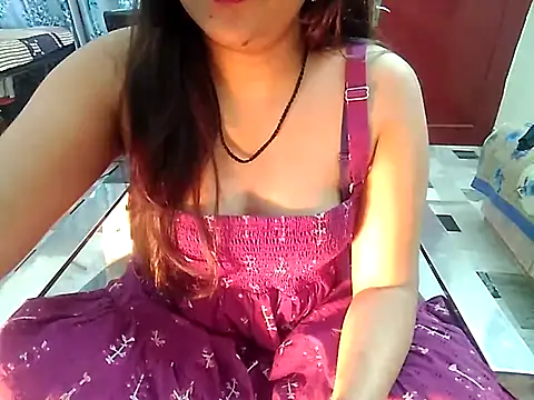 Snapshot of aarushi_sharmaa chatting on 02/17/25, 06:53 aarushi sharmaa online show from 02/17/25, 06:53