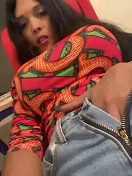 MOMMYJEVAA online show from 11/25/25, 02:22