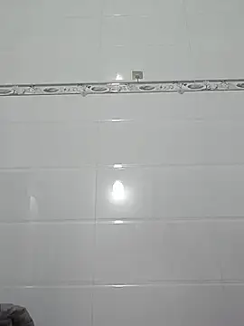 girldam95 online show from 02/18/26, 06:53