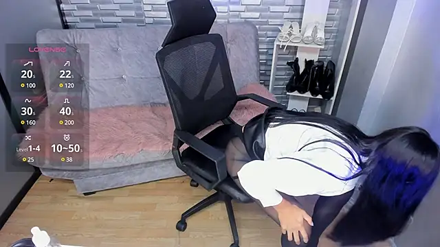 coniie jhons online show from 02/03/25, 02:24