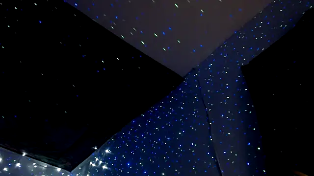 Snapshot of Buffshagswell chatting on 03/09/25, 03:01 Buffshagswell online show from 03/09/25, 03:01