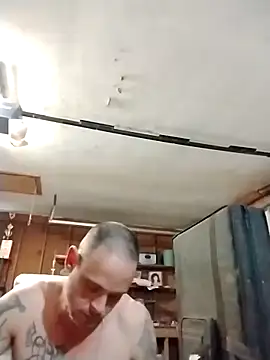 Snapshot of Buffshagswell chatting on 03/09/25, 06:06 Buffshagswell online show from 03/09/25, 06:06