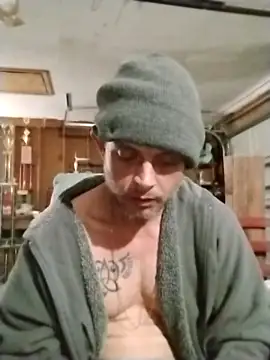 Snapshot of Buffshagswell chatting on 03/09/25, 03:16 Buffshagswell online show from 03/09/25, 03:16