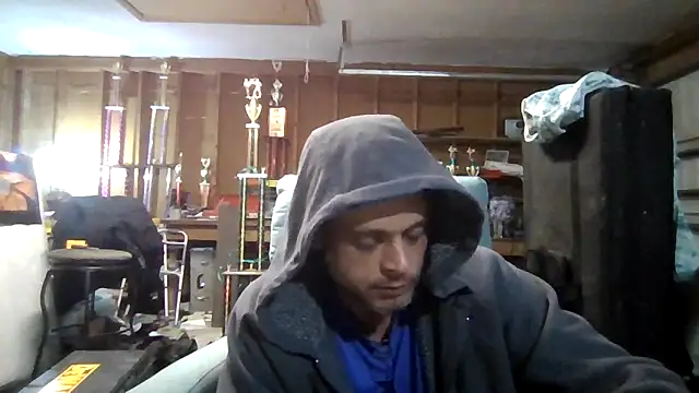 Snapshot of Buffshagswell chatting on 03/10/25, 06:16 Buffshagswell online show from 03/10/25, 06:16