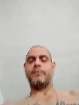 Snapshot of Buffshagswell chatting on 03/11/25, 09:37 Buffshagswell online show from 03/11/25, 09:37