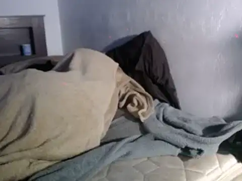 Snapshot of Buffshagswell chatting on 03/13/25, 10:36 Buffshagswell online show from 03/13/25, 10:36