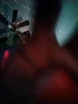 Snapshot of Buffshagswell chatting on 03/19/25, 10:33 Buffshagswell online show from 03/19/25, 10:33