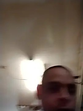 Snapshot of Buffshagswell chatting on 03/20/25, 11:56 Buffshagswell online show from 03/20/25, 11:56